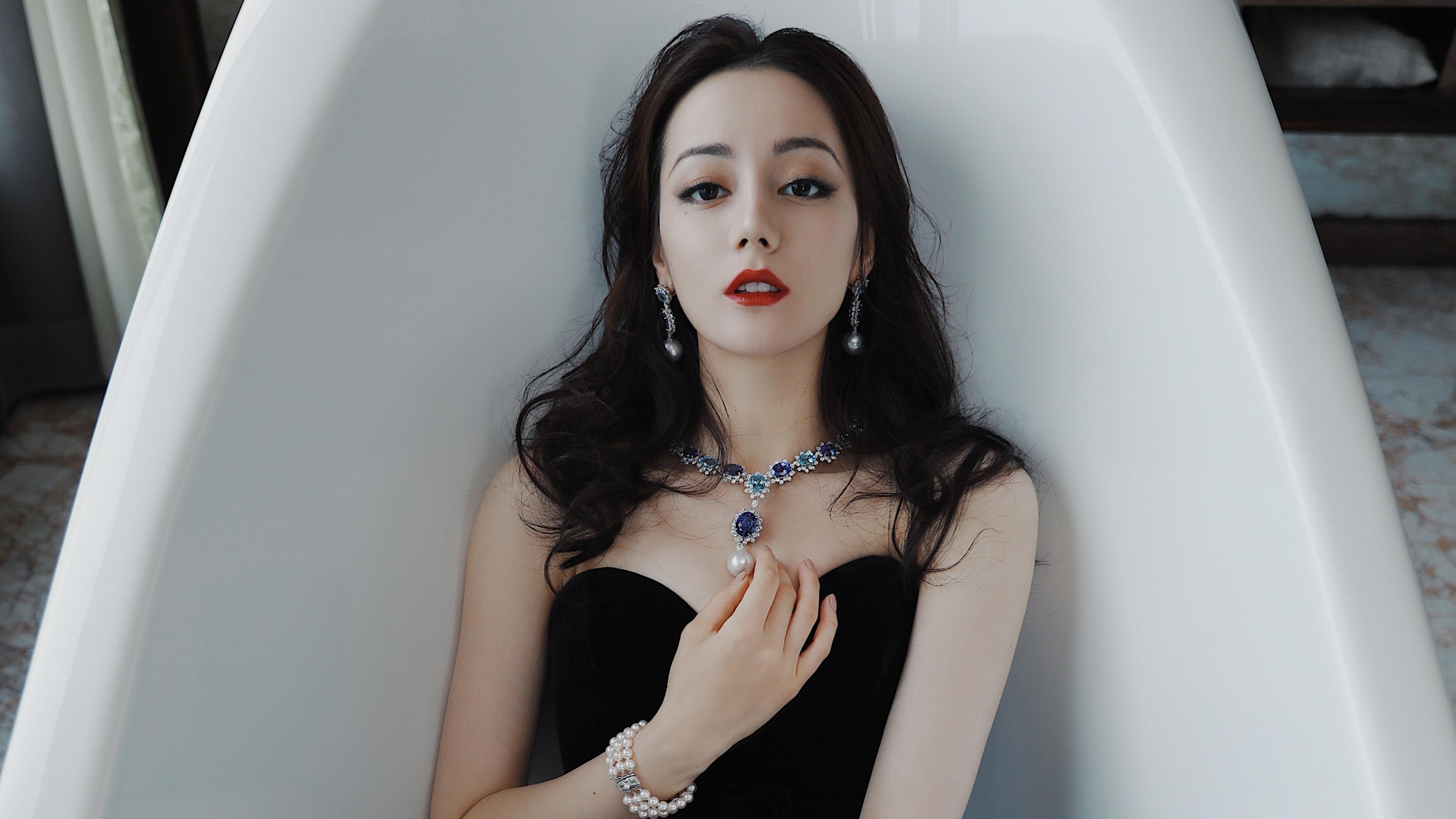 战术奇迹，摩洛哥如何用防守反击击溃曼城，萨内弑旧主成转折点