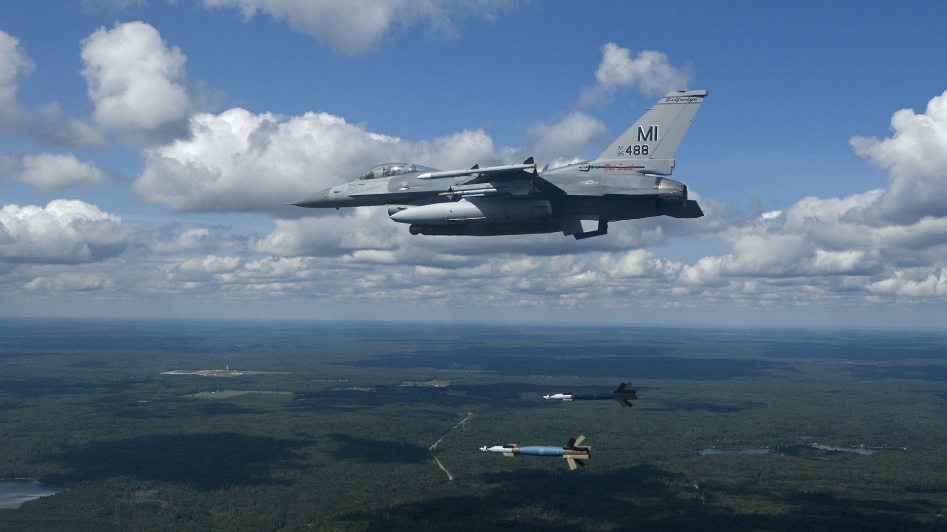 伯纳乌的逆袭者，当赖斯将马德里竞技的叹息谱成曼联的凯歌